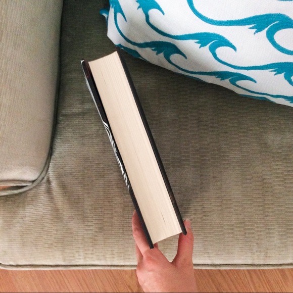 "Children of Blood & Bone" by Tomi Adeyemi - Picture 4 of 7